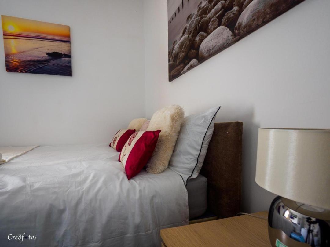 12 Cornwallis Lodge Family Room 2 Stoke-on-Trent Екстериор снимка