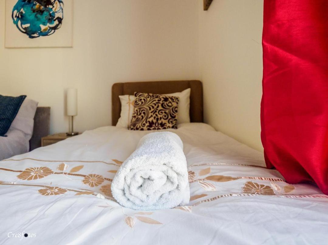 12 Cornwallis Lodge Family Room 2 Stoke-on-Trent Екстериор снимка